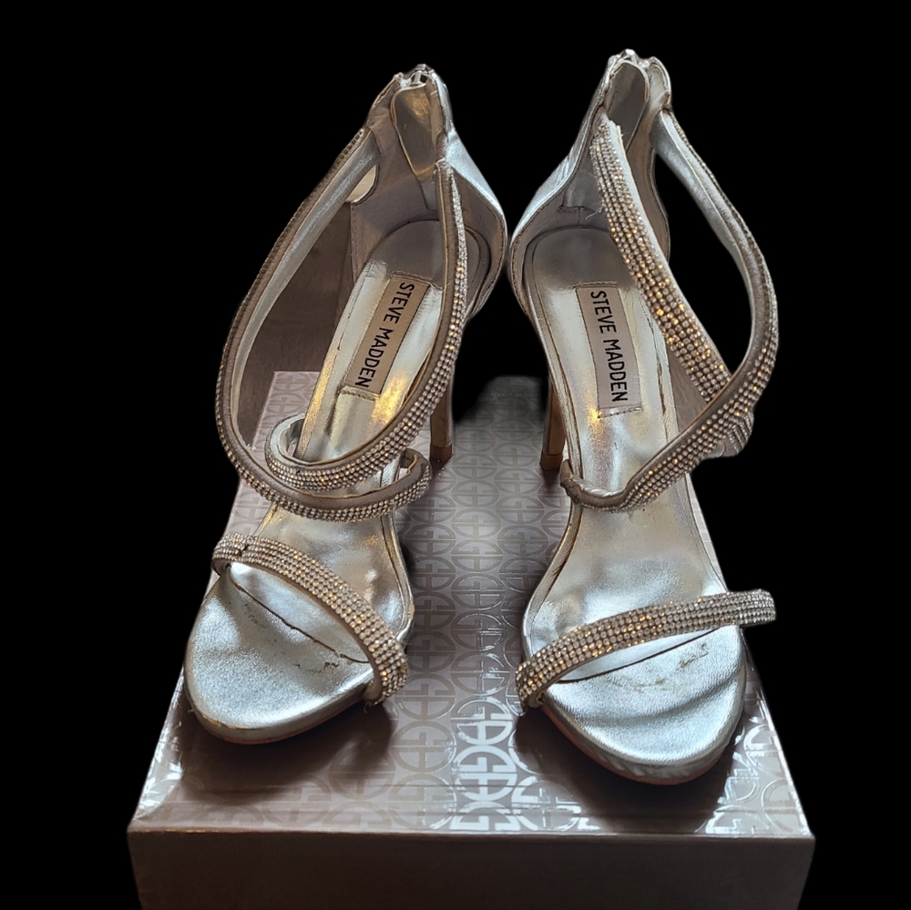 Steve Madden Faiz Silver Diamond Heels - Picture 3 of 15